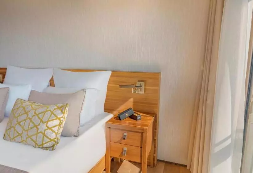 Classic Room Sea View, D Maris Bay