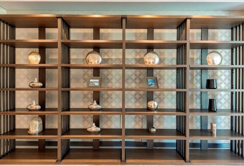 Вилла 1 Спальня, D Maris Bay