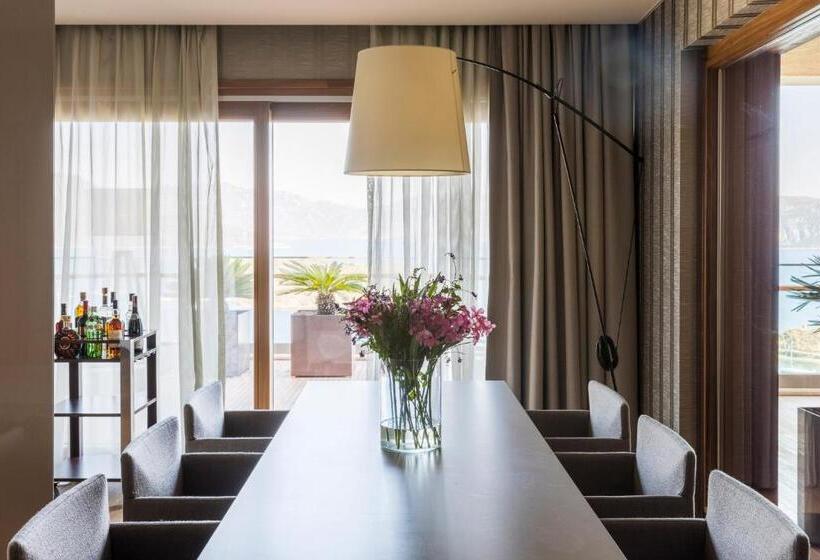 Президентский Люкс, D Maris Bay