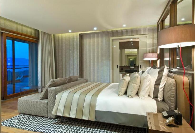 Президентский Люкс, D Maris Bay