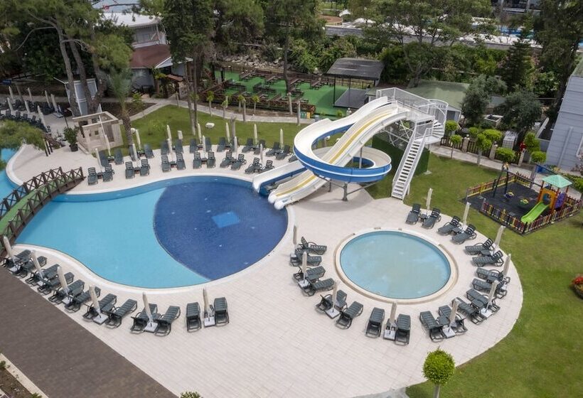 اتاق خانوادگی, Fore Resort & Spa