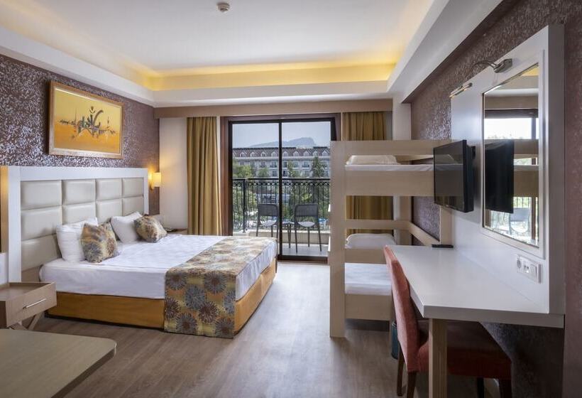 اتاق خانوادگی, Fore Resort & Spa