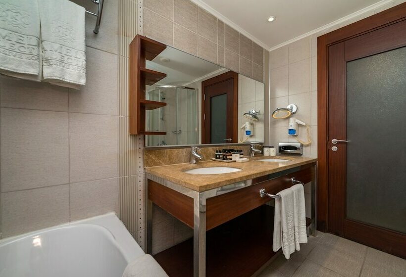 家庭间, Sentido Kamelya Selin Luxury Resort & Spa