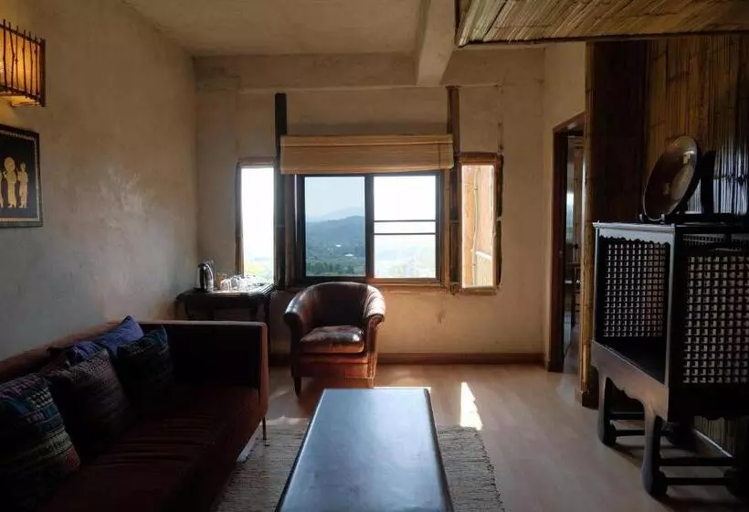 اتاق خانوادگی, Phu Chaisai Chiang Rai Mountain Resort