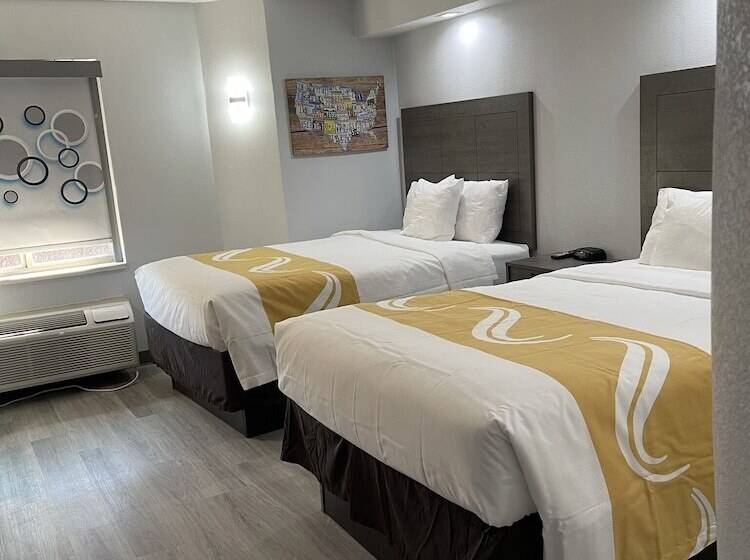 غرفه قياسيه سريرين مزدوجين, Quality Inn & Suites Richardsondallas