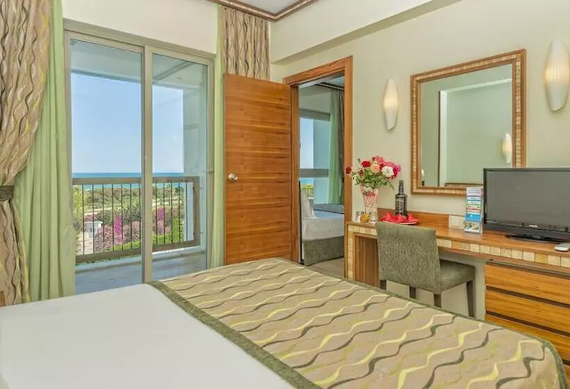 ファミリールーム, Royal Atlantis Spa & Resort