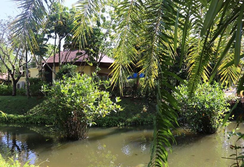 Deluxe-villa 1 Makuuhuone, Seaview Resort Khao Lak   Sha Plus