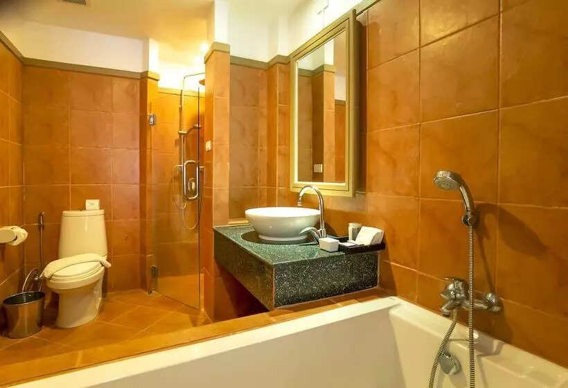 اتاق لوکس, Seaview Resort Khao Lak Sha Plus