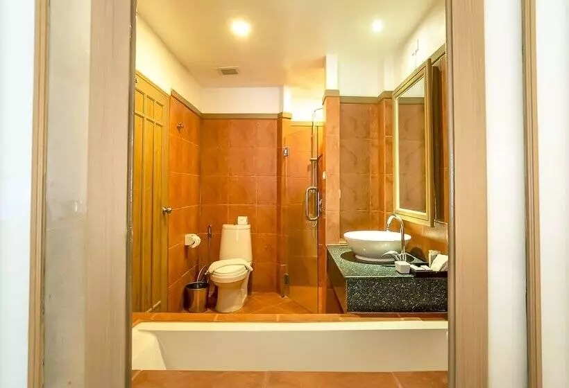 اتاق لوکس, Seaview Resort Khao Lak Sha Plus