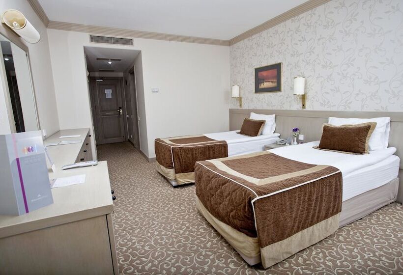 Quarto standard, Sergah