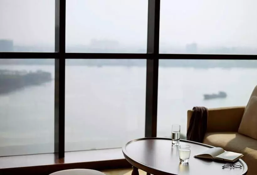 クラブルーム, Sheraton Shunde