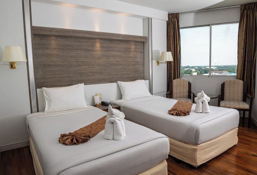 豪华房间, Thongtarin