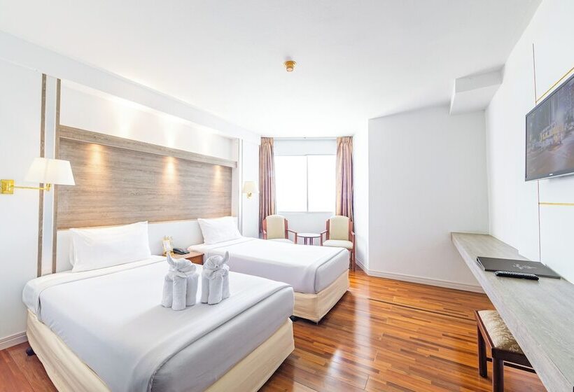 豪华房间, Thongtarin