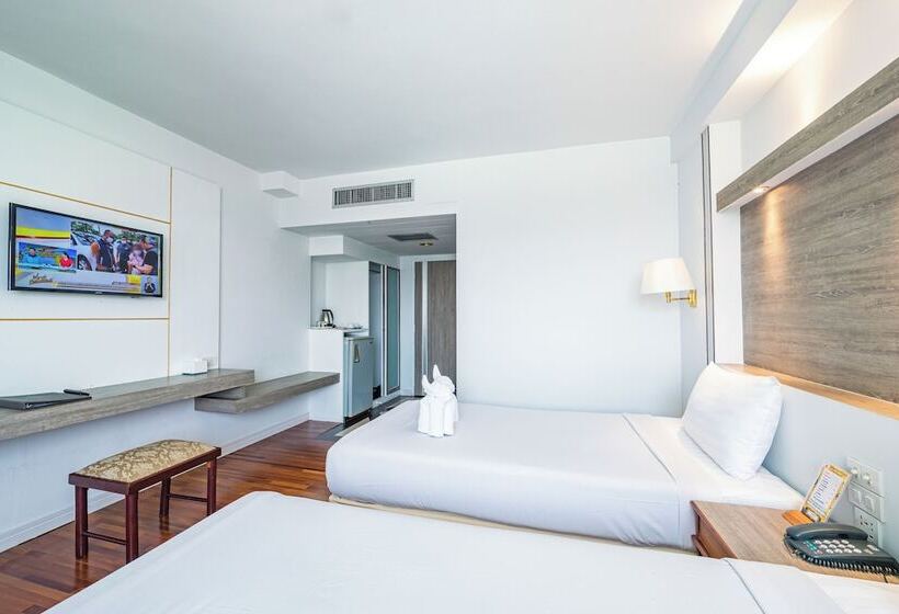 豪华房间, Thongtarin