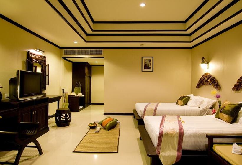 高级房间带漩涡浴缸, Kanok Buri Resort