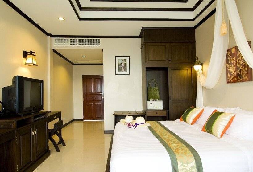 Номер Стандарт с Балконом, Kanok Buri Resort