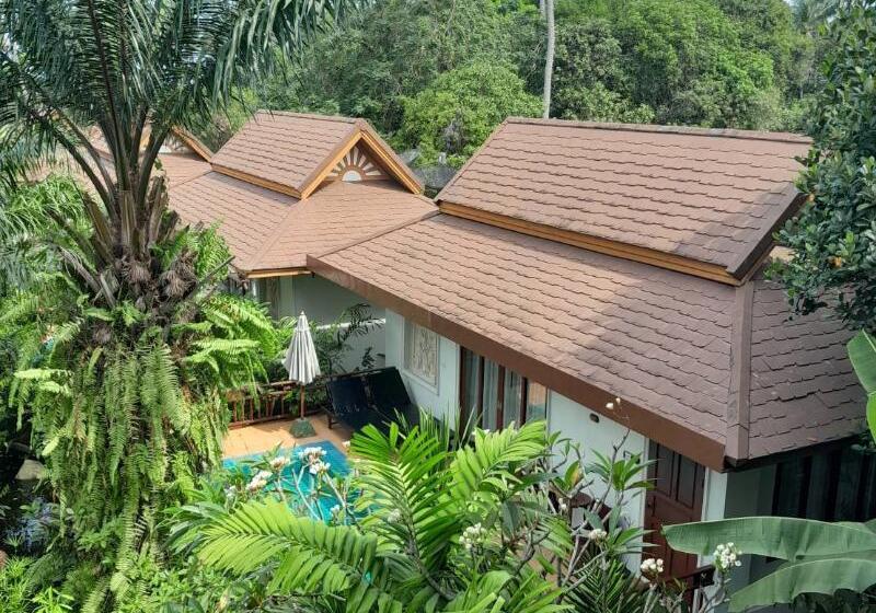 标准间带阳台, Kanok Buri Resort