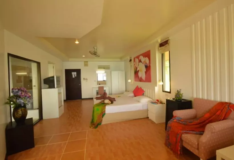 オーシャンビューのプレミアムルーム。, Koh Ngai Cliff Beach Resort