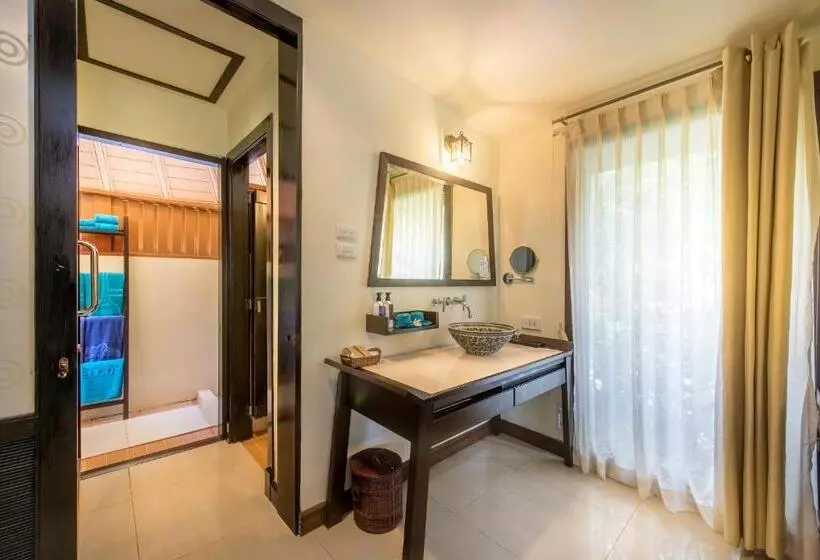 ویلای یک اتاق خوابه با استخر شنا, Chada Lanta Beach Resort   Sha Extra Plus