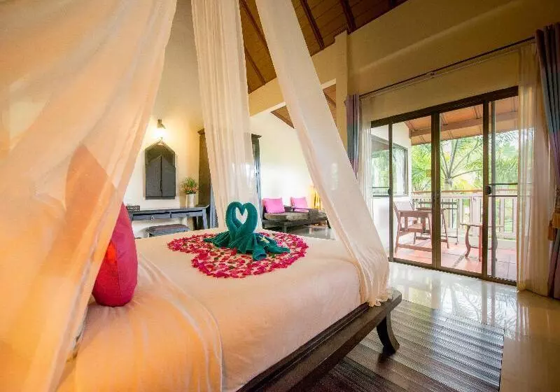 سوییت, Chada Lanta Beach Resort   Sha Extra Plus