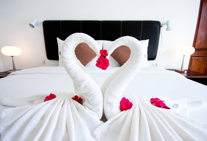 Апартаменты 1 Спальня Нижний Этаж, Nadivana Serviced Apartments