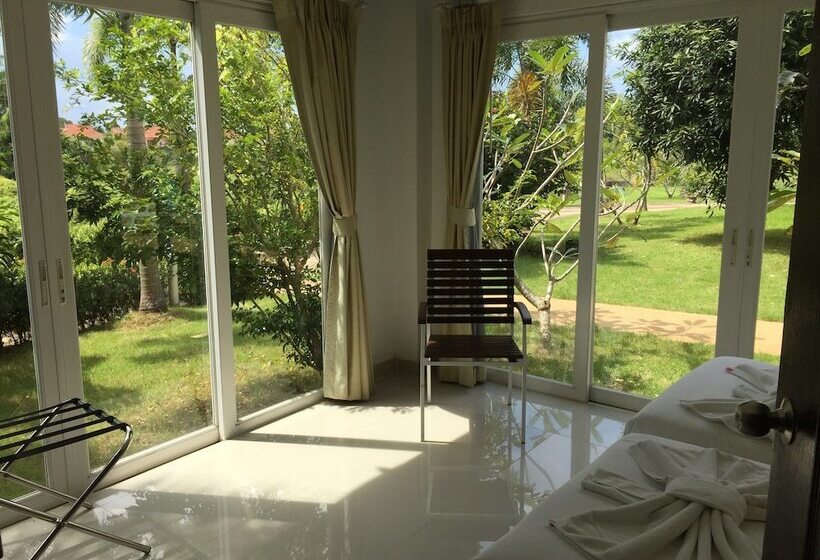 Апартаменты 1 Спальня Нижний Этаж, Nadivana Serviced Apartments