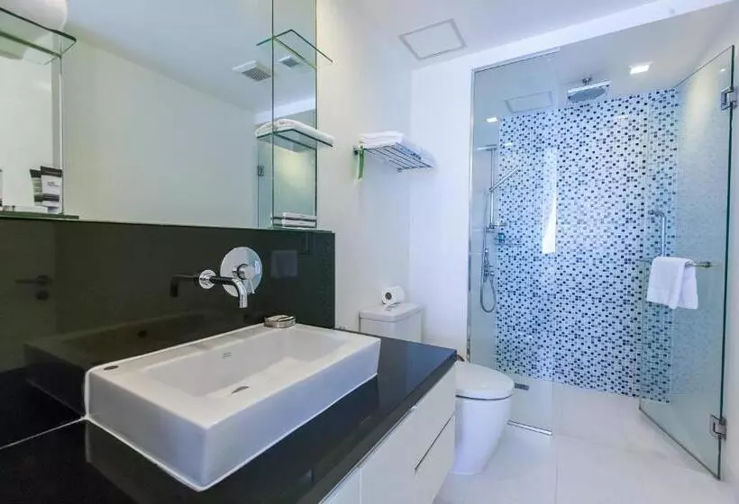 استودیوی سوپریور, Oakwood Residence Sukhumvit 24
