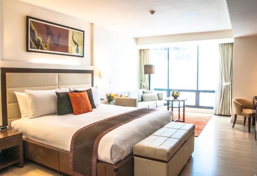 استودیو اجرایی, Oakwood Residence Sukhumvit 24