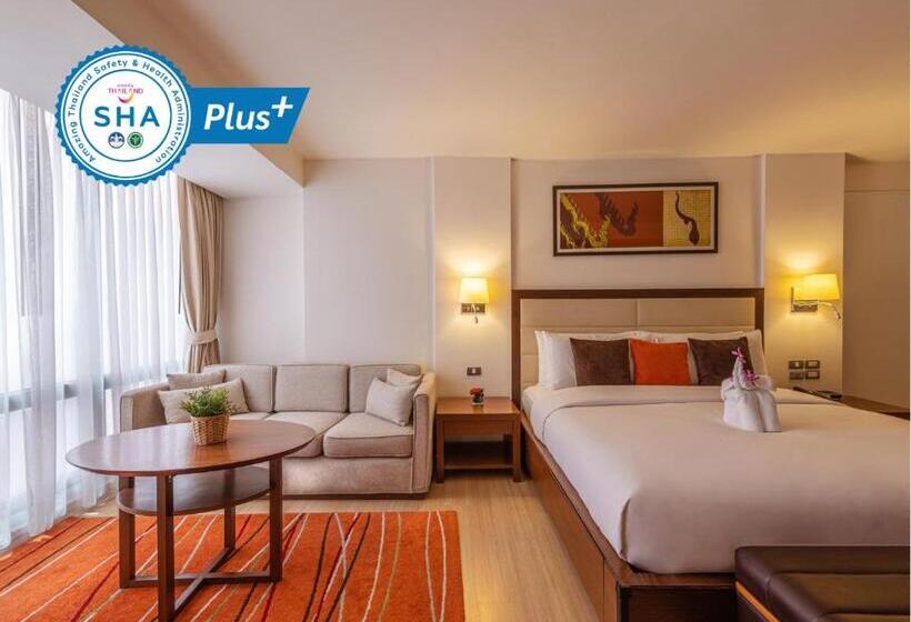 استودیو اجرایی, Oakwood Residence Sukhumvit 24