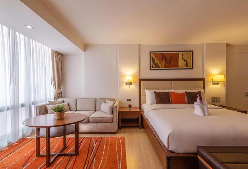 استودیو اجرایی, Oakwood Residence Sukhumvit 24