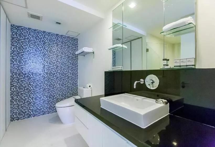 سوییت, Oakwood Residence Sukhumvit 24
