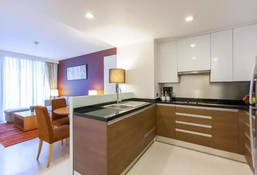 سوییت, Oakwood Residence Sukhumvit 24
