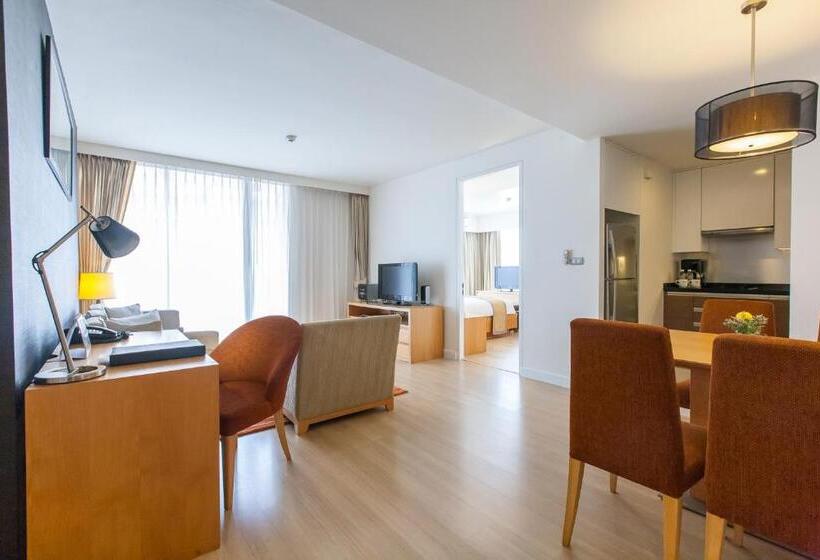 سوییت, Oakwood Residence Sukhumvit 24