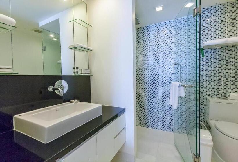 استودیوی لوکس, Oakwood Residence Sukhumvit 24