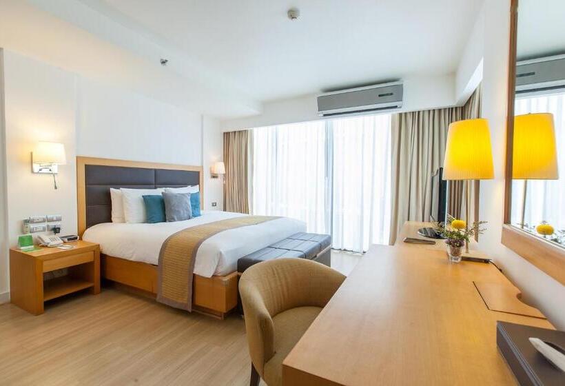 سوییت, Oakwood Residence Sukhumvit 24