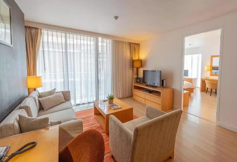 سوییت, Oakwood Residence Sukhumvit 24