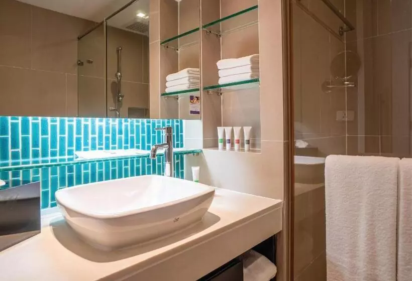 スイート（家族用）, Radisson Resort And Suites Phuket