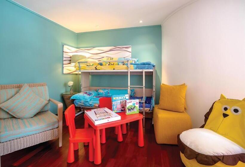 패밀리 스위트, Radisson Resort And Suites Phuket