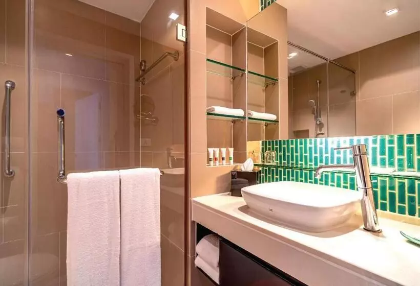 ファミリースイートの２ベッドルーム, Radisson Resort And Suites Phuket
