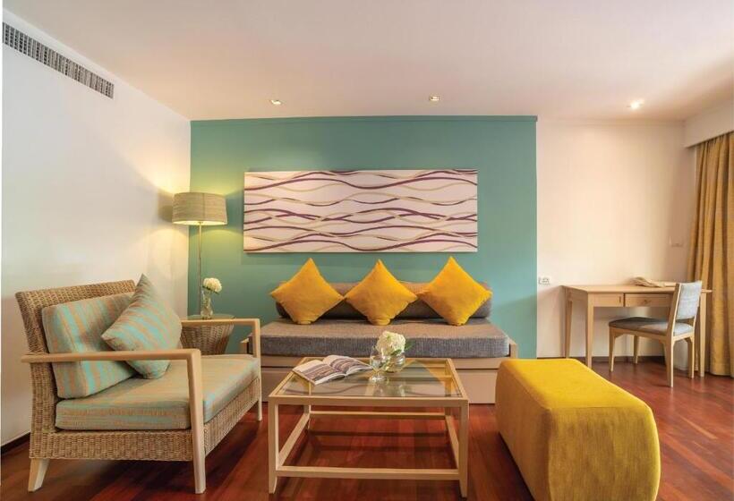 2 Bedroom Suite with Terrace, Radisson Resort And Suites Phuket