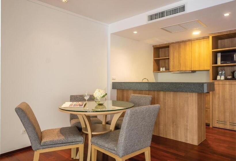 2 Bedroom Suite with Terrace, Radisson Resort And Suites Phuket