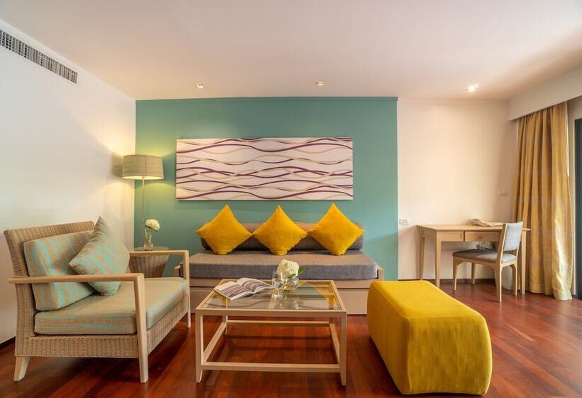 2 Bedroom Suite with Terrace, Radisson Resort And Suites Phuket