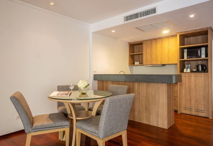 2 Bedroom Suite with Terrace, Radisson Resort And Suites Phuket