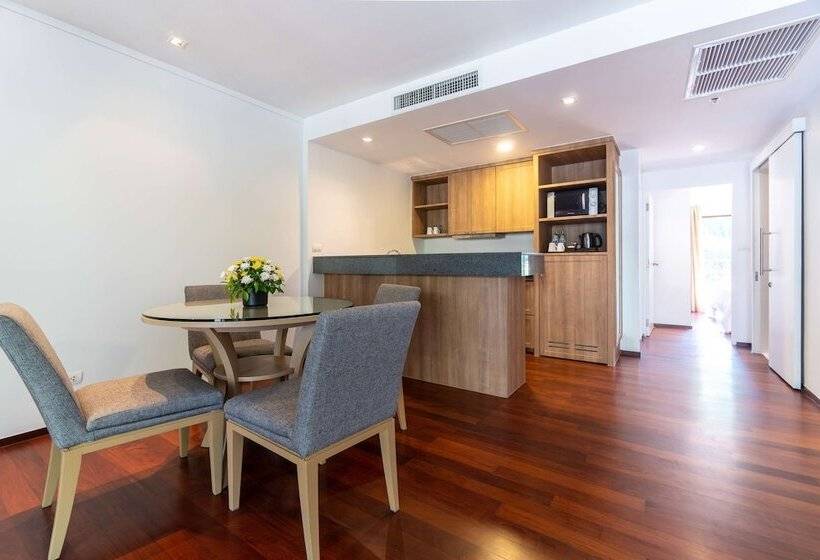 2 Bedroom Suite with Terrace, Radisson Resort And Suites Phuket