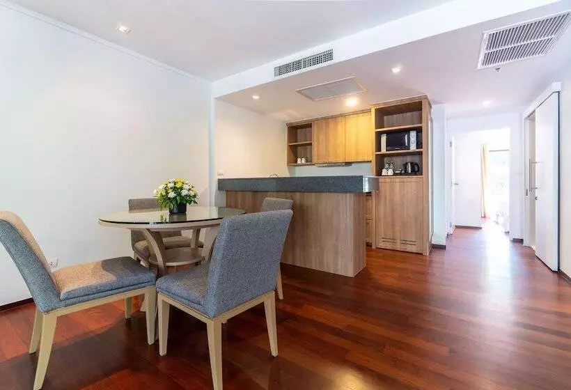 2 Bedroom Suite with Terrace, Radisson Resort And Suites Phuket