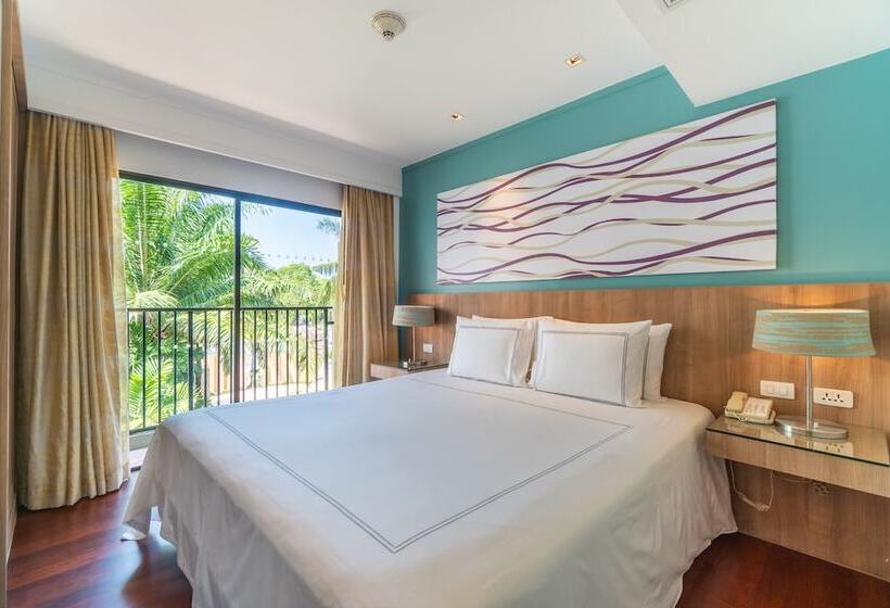 2 Bedroom Suite Pool View, Radisson Resort And Suites Phuket