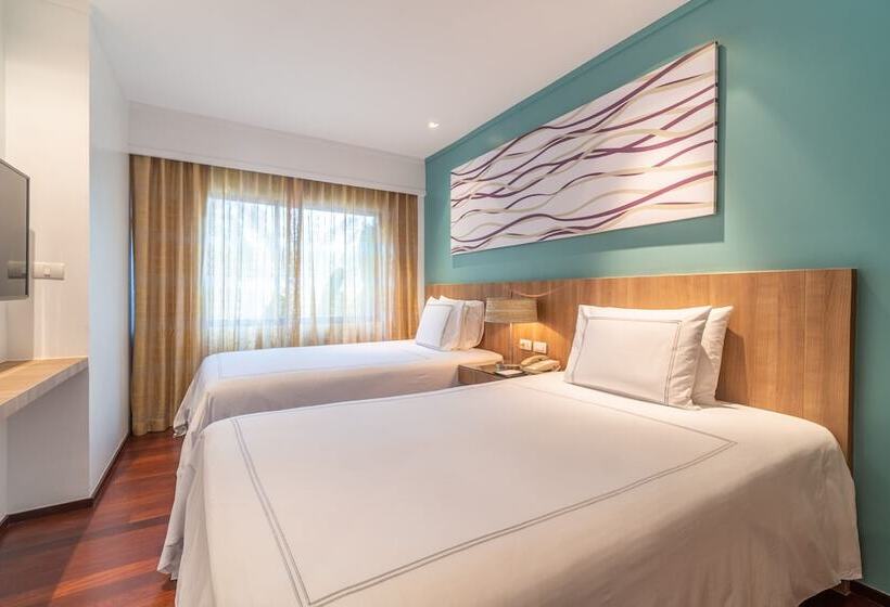 2 Bedroom Suite Pool View, Radisson Resort And Suites Phuket