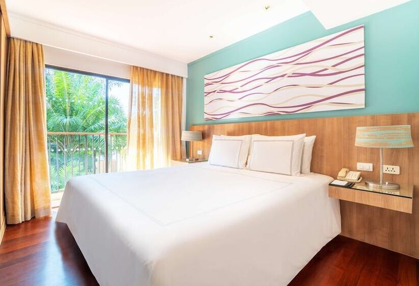 2 Bedroom Suite with Terrace, Radisson Resort And Suites Phuket
