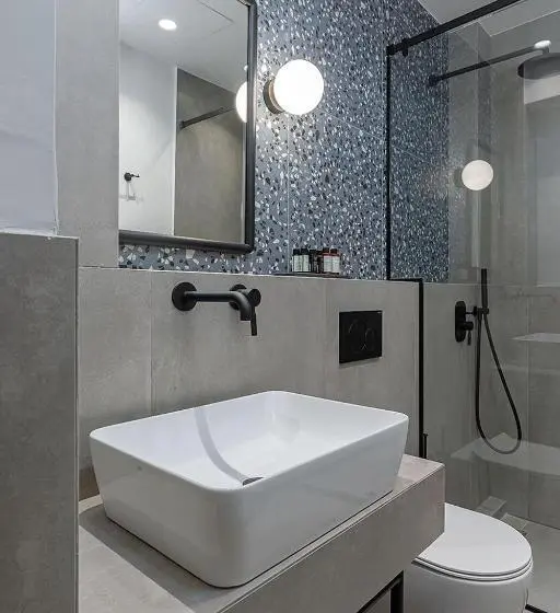 استودیوی استاندارد, Acro Urban Suites