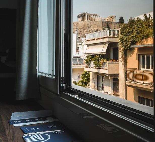 スーペリアスタジオ, Acro Urban Suites